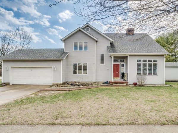 300 Wedgewood Court , Circleville, OH 43113