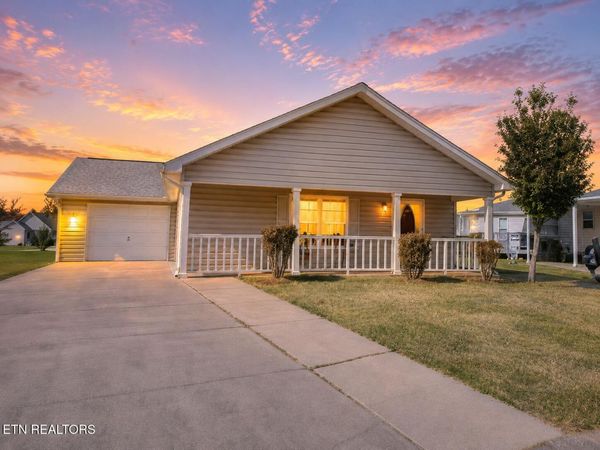 2553 Bay Meadows Way, Sevierville, TN 37876