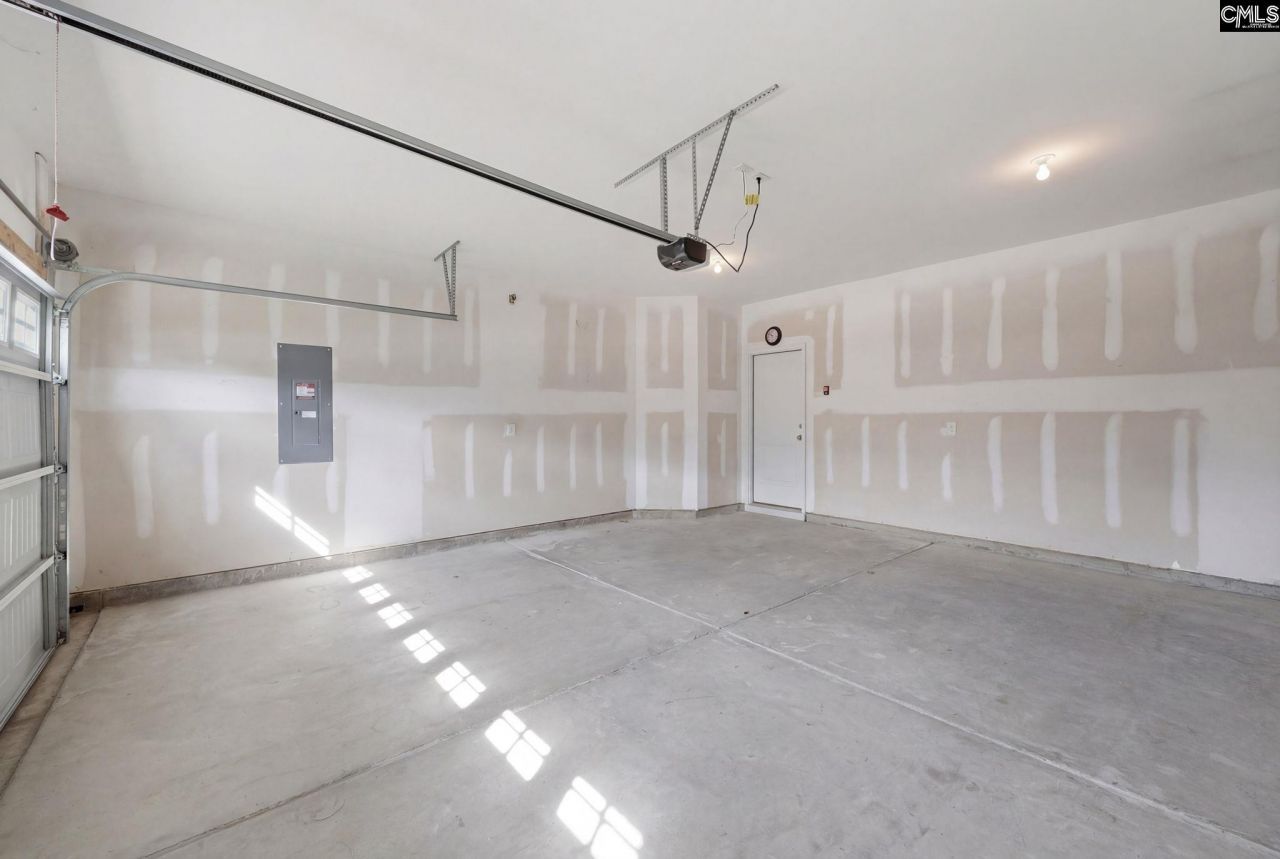 1525 Garrett Court Photo 36