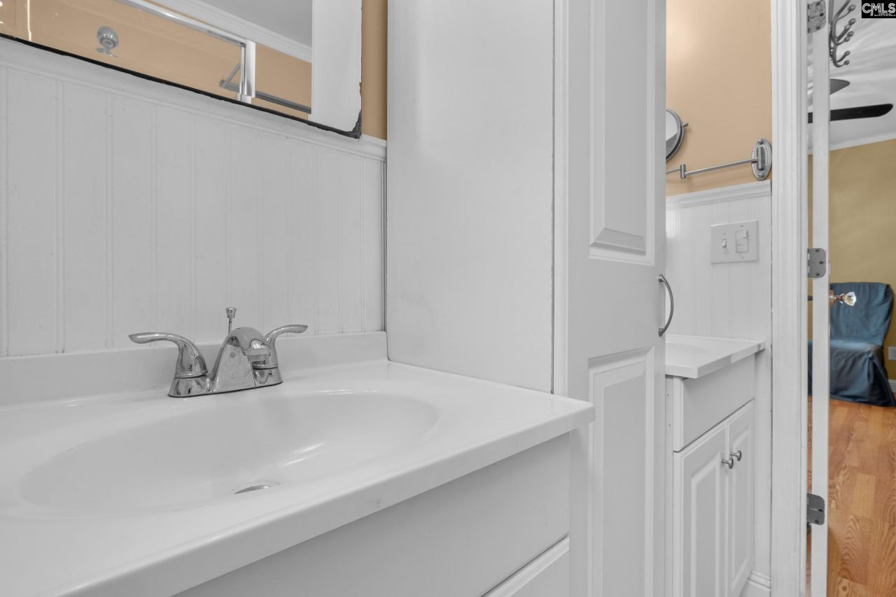 912 Lakewood Drive Photo 12