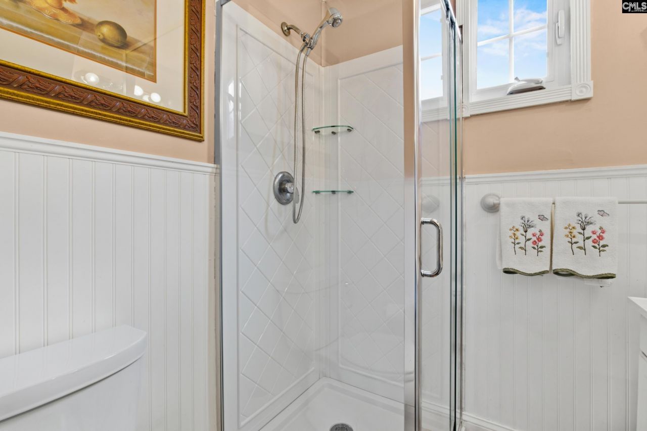 912 Lakewood Drive Photo 13