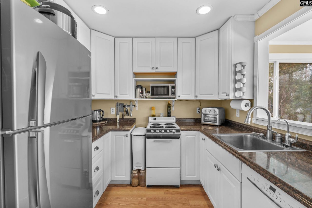 912 Lakewood Drive Photo 17