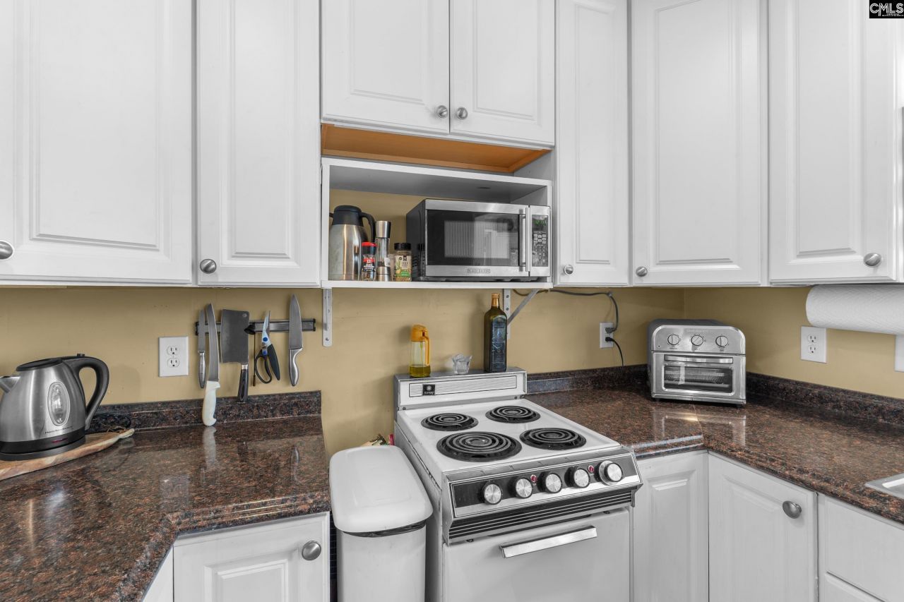 912 Lakewood Drive Photo 19