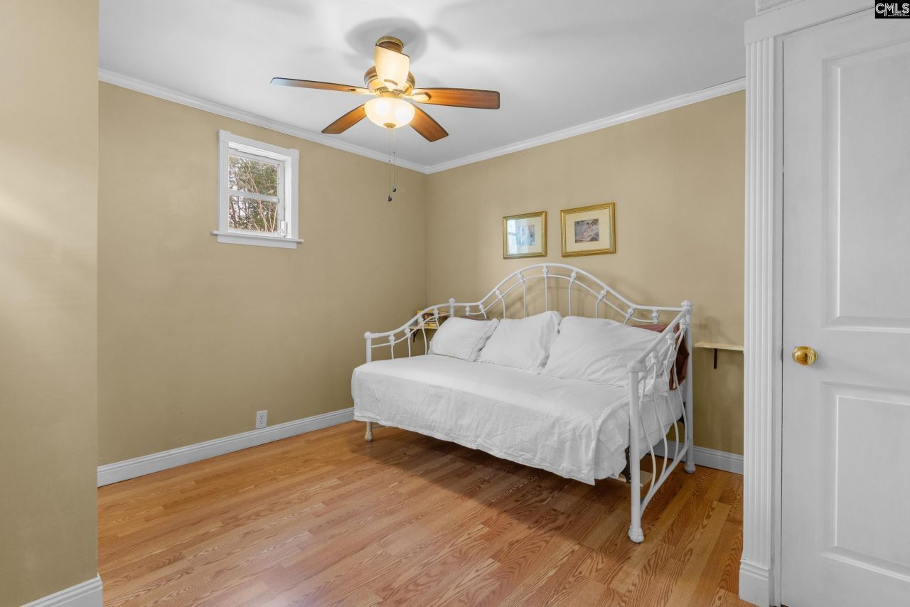 912 Lakewood Drive Photo 8