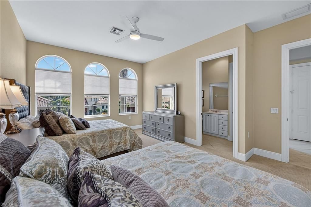 9031 Cherry Oaks Trl, Unit 201, Naples, FL 34114 Photo