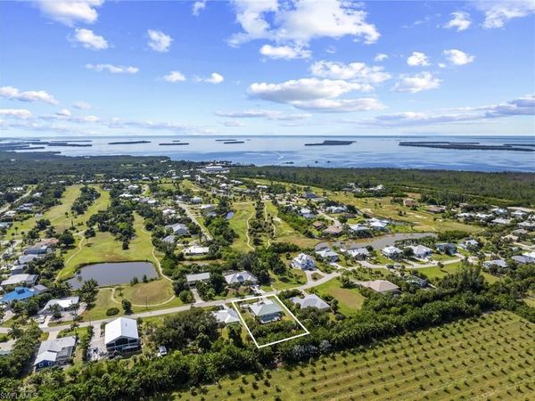 7660 Grande Pine RD, BOKEELIA, FL 33922