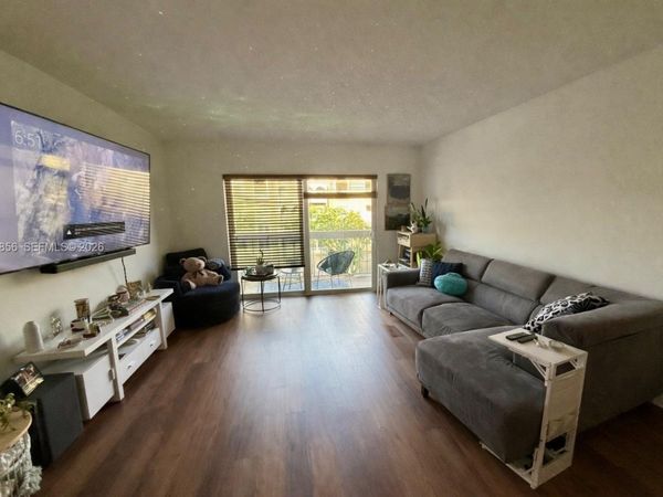 7730 Camino Real, Unit F-309, Miami, FL 33143