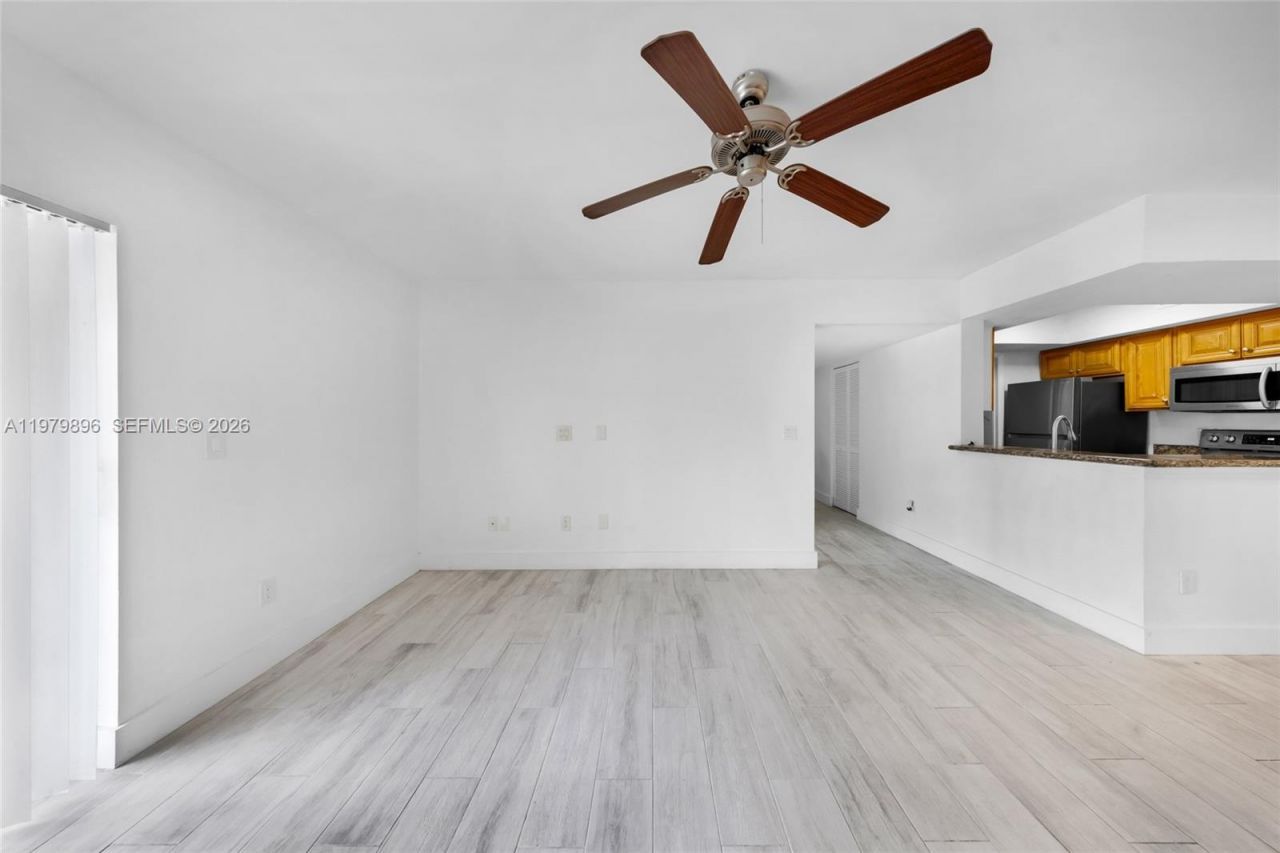 5760 Rock Island Rd, Unit 321, Tamarac, FL 33319 Photo