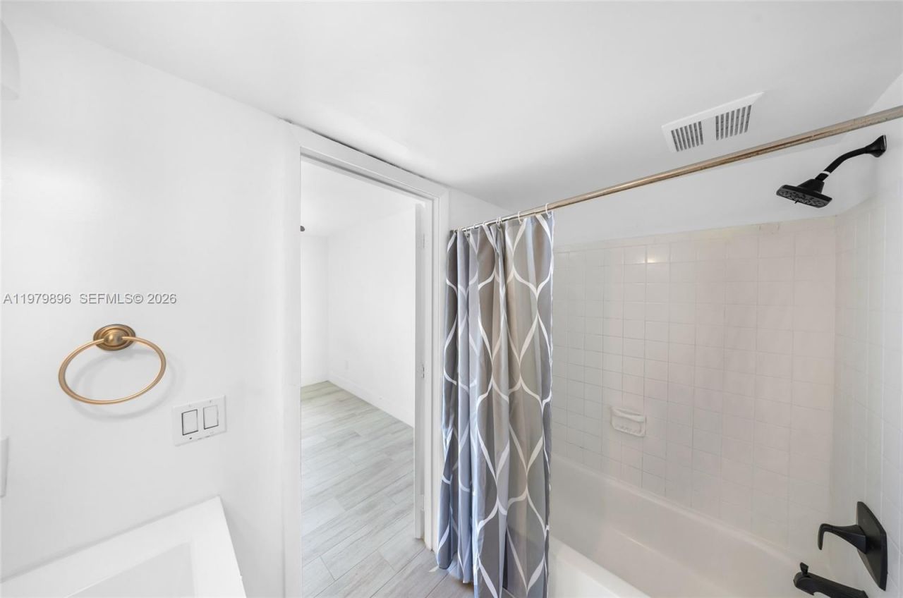 5760 Rock Island Rd, Unit 321, Tamarac, FL 33319 Photo