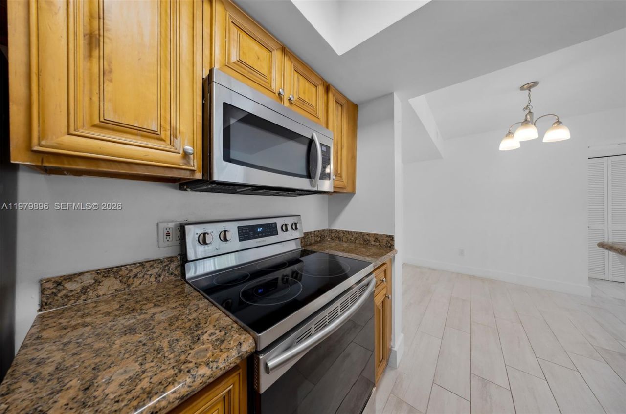 5760 Rock Island Rd, Unit 321, Tamarac, FL 33319 Photo