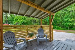 120 Yale Pl. photo 4