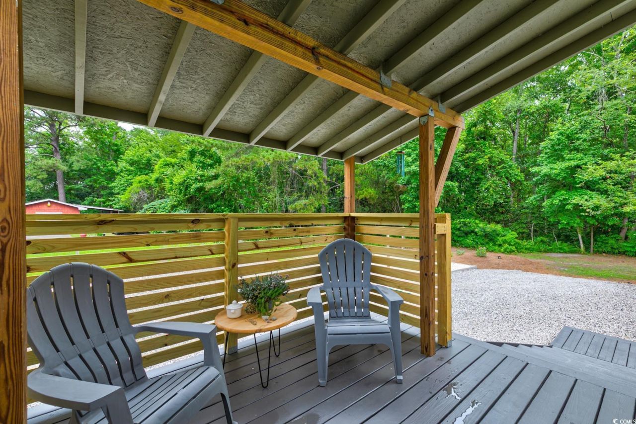 120 Yale Pl. Photo 32