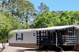 120 Yale Pl. photo 4