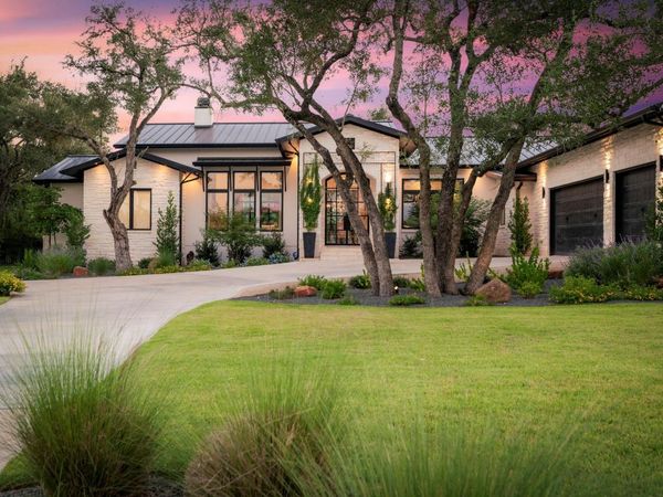 442 Delayne DR, Austin, TX 78737