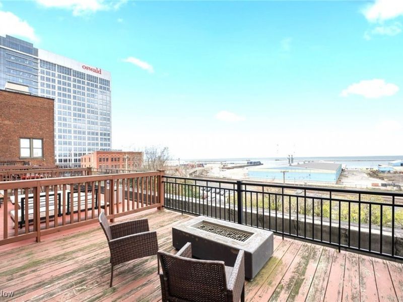 1133 W 9th Street, Unit 315, Cleveland, OH 44113 Photo 28