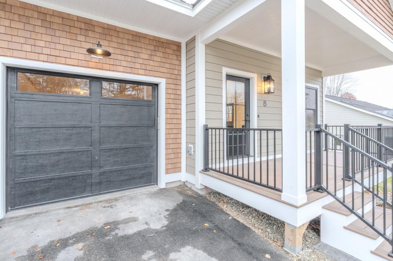 9 Daybreak Lane, Unit 4, Windham, ME 04062 Main Photo