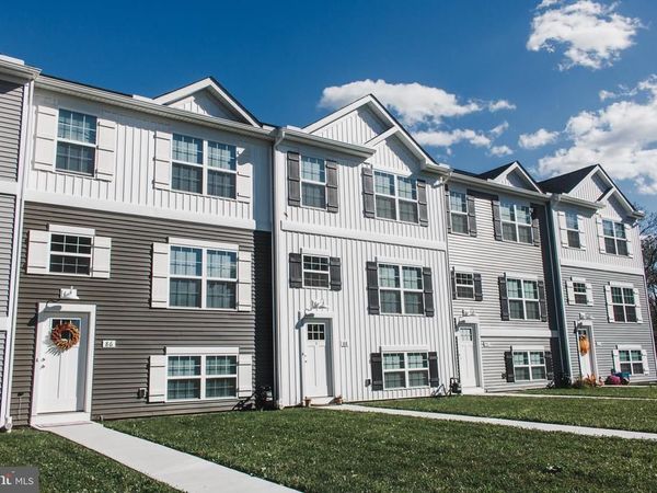 76 BROOKSIDE AVENUE, HANOVER, PA 17331