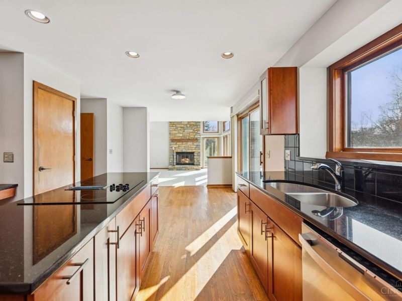 10301 Giverny Boulevard, Evendale, OH 45241 Photo 32