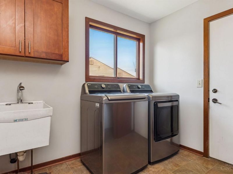 10301 Giverny Boulevard, Evendale, OH 45241 Photo 35