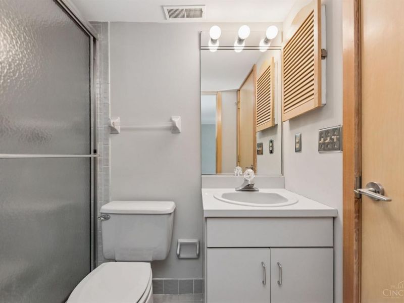 10301 Giverny Boulevard, Evendale, OH 45241 Photo 59