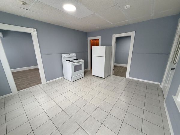 22 Knowlton St, Unit 6, Gardner, MA 01440