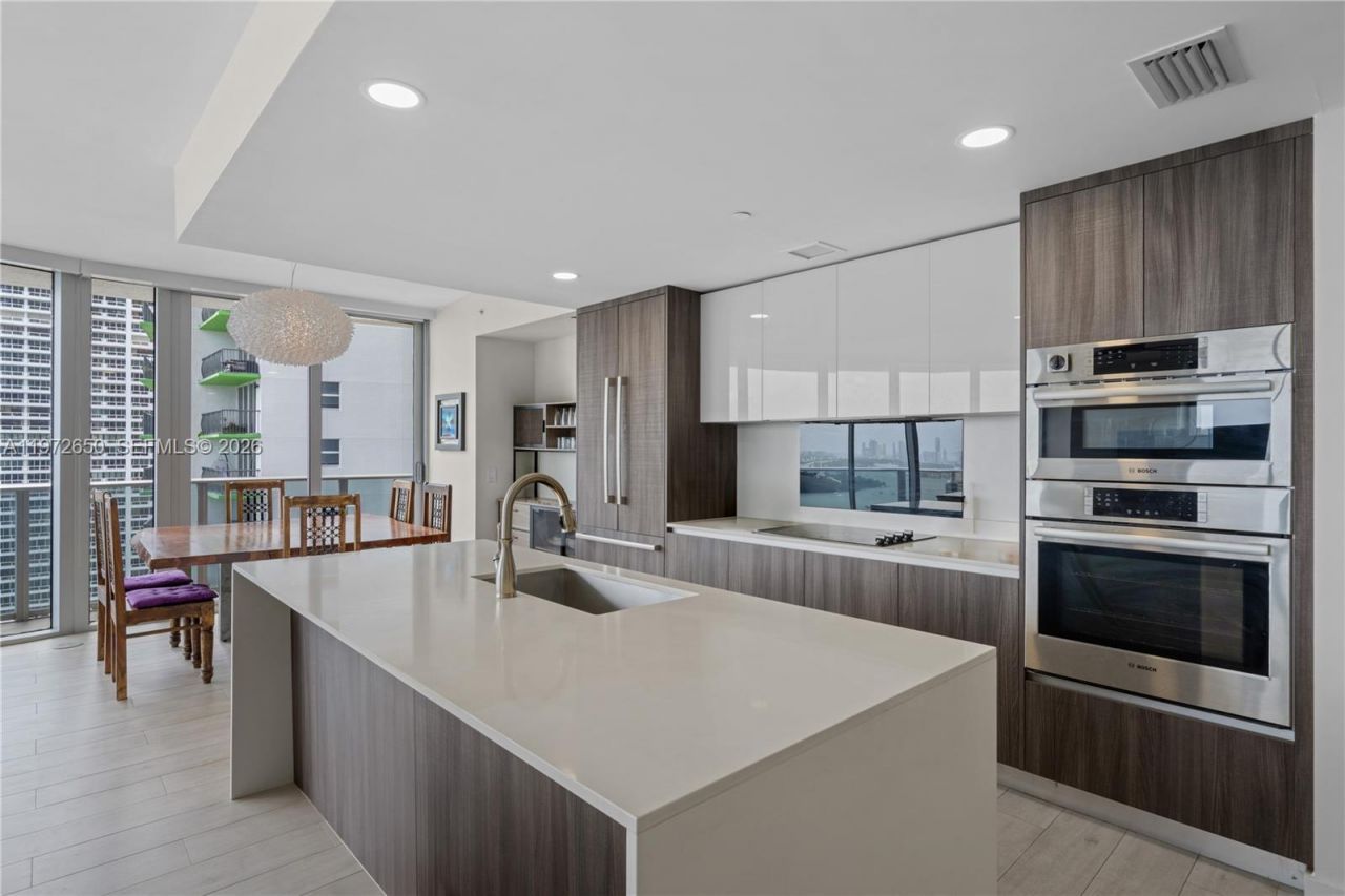 488 NE 18th St , Unit 2112, Miami, FL 33132 Photo