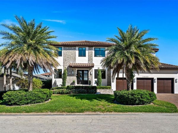 2060 ILLINOIS AVENUE NE, ST PETERSBURG, FL 33703