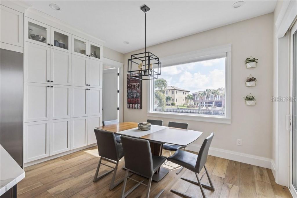 2060 Illinois Avenue Ne, Saint Petersburg, FL 33703 Photo