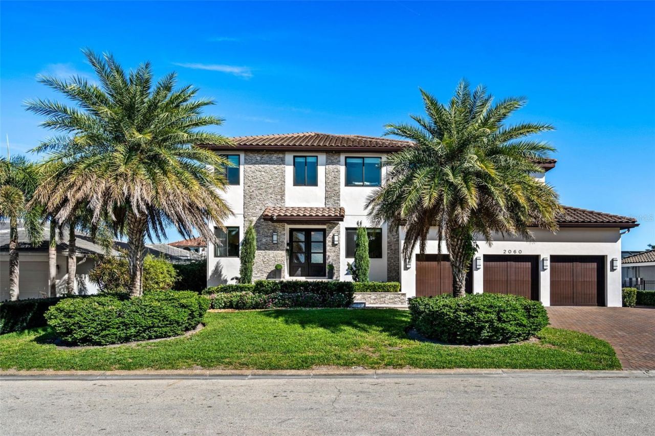 2060 Illinois Avenue Ne, Saint Petersburg, FL 33703 Photo