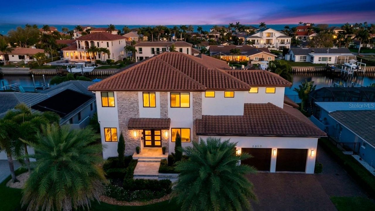 2060 Illinois Avenue Ne, Saint Petersburg, FL 33703 Photo