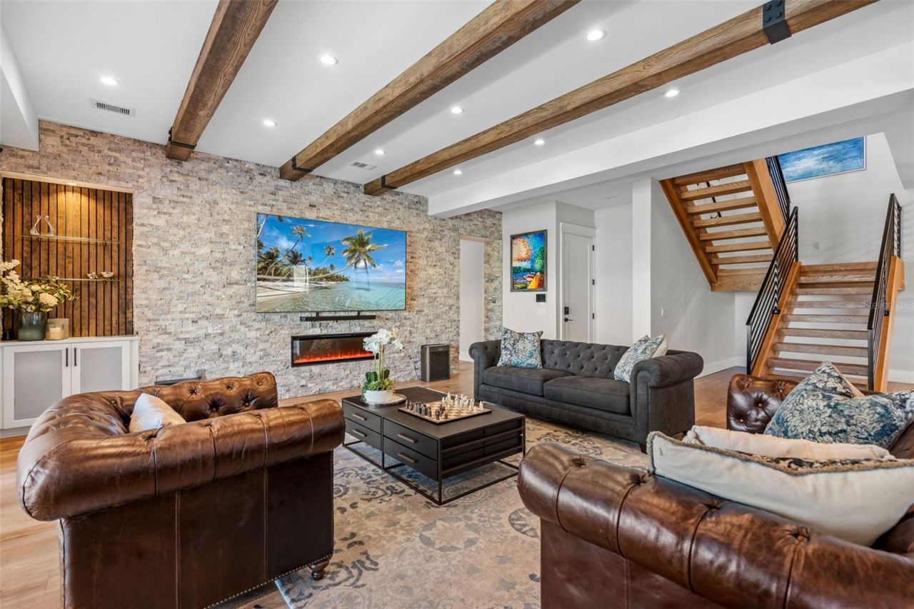 2060 Illinois Avenue Ne, Saint Petersburg, FL 33703 Photo