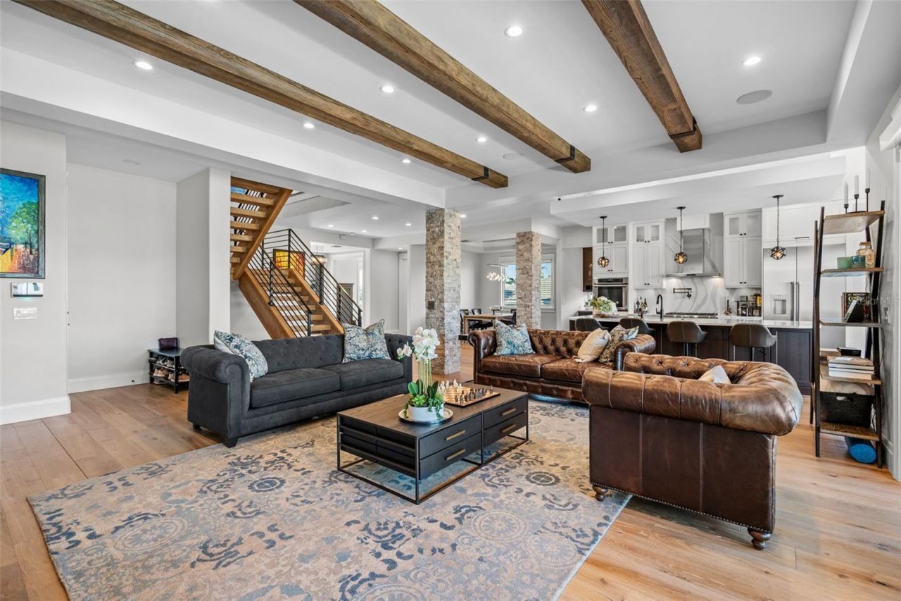 2060 Illinois Avenue Ne, Saint Petersburg, FL 33703 Photo