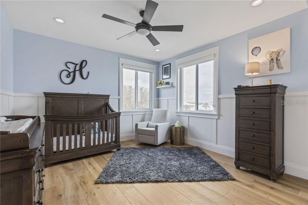 2060 Illinois Avenue Ne, Saint Petersburg, FL 33703 Photo