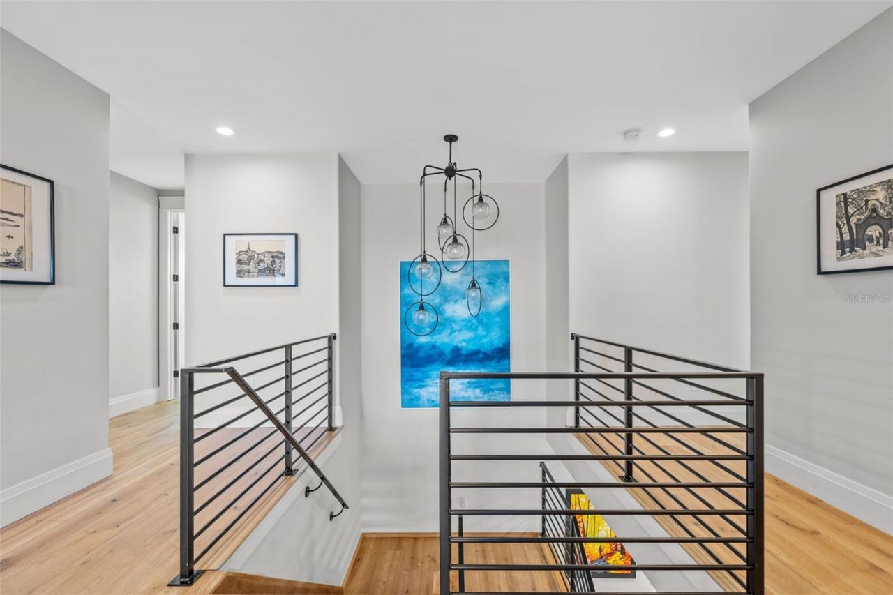 2060 Illinois Avenue Ne, Saint Petersburg, FL 33703 Photo