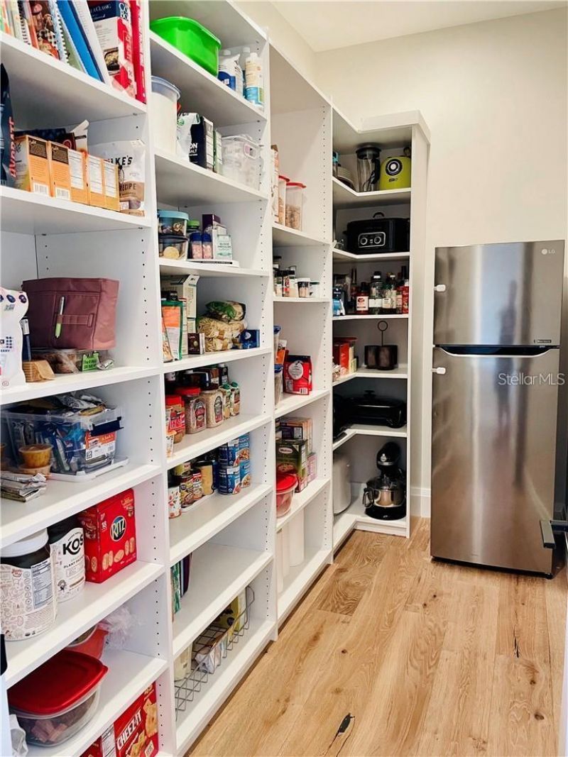 2060 Illinois Avenue Ne, Saint Petersburg, FL 33703 Photo