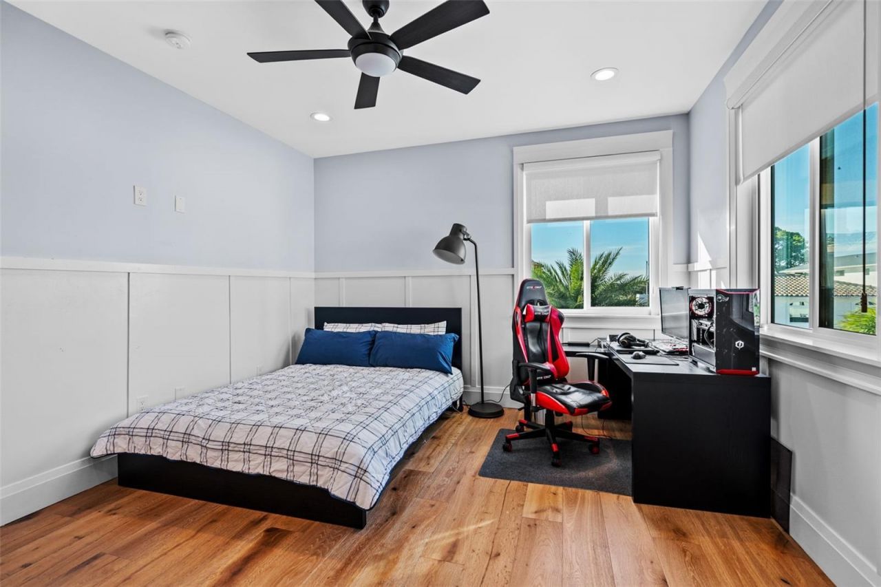 2060 Illinois Avenue Ne, Saint Petersburg, FL 33703 Photo