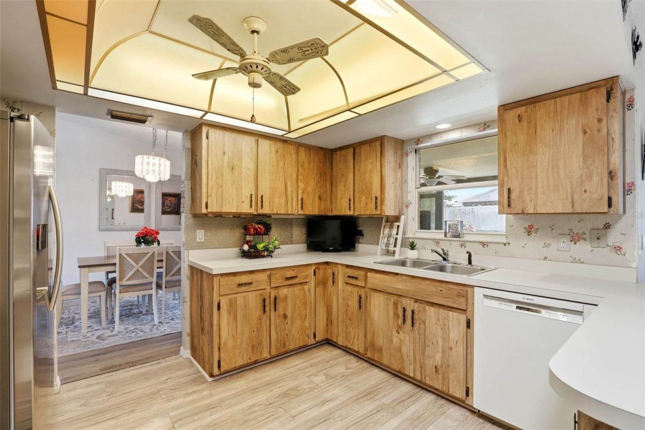 2034 Claremont Drive , Deltona, FL 32725 Photo