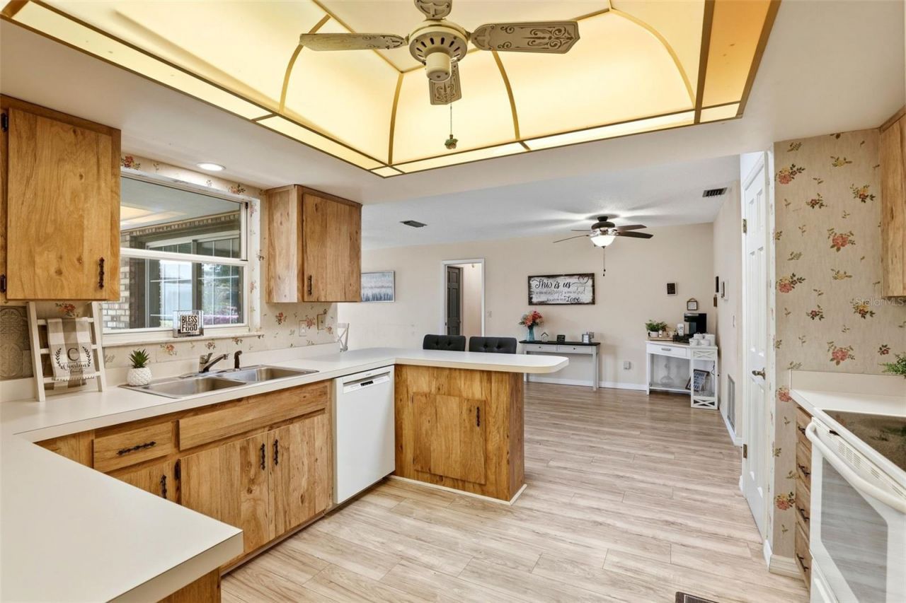 2034 Claremont Drive , Deltona, FL 32725 Photo