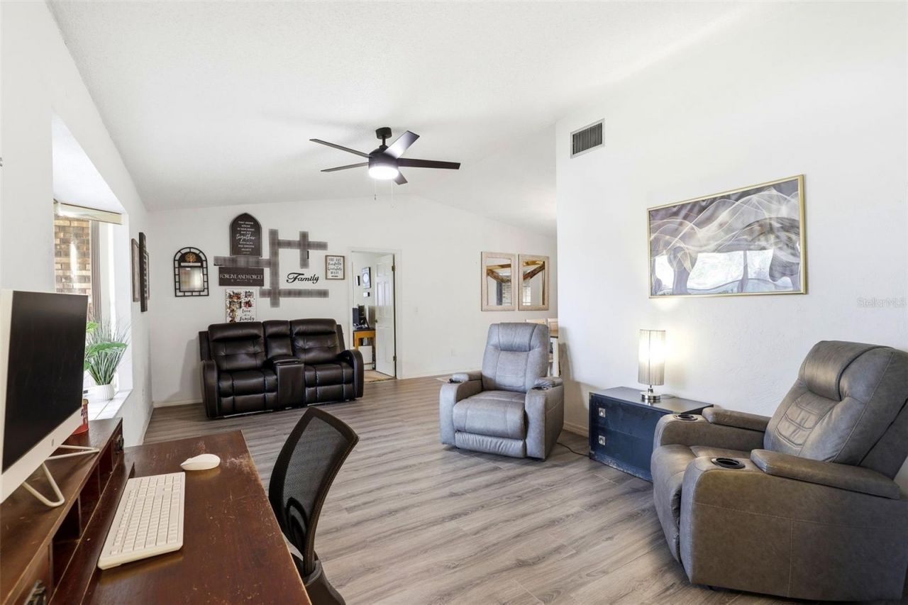 2034 Claremont Drive , Deltona, FL 32725 Photo