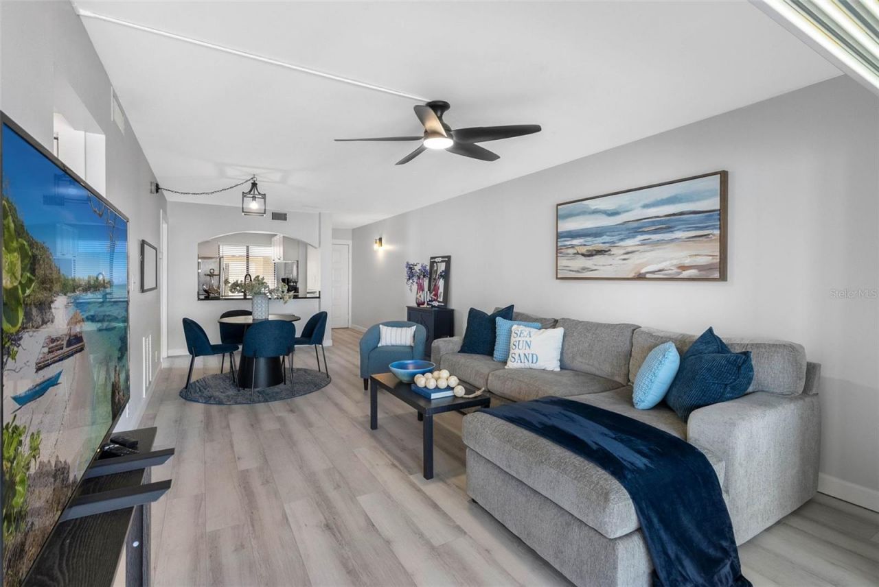 6372 Palma Del Mar Boulevard S, Unit 304, Saint Petersburg, FL 33715 Photo