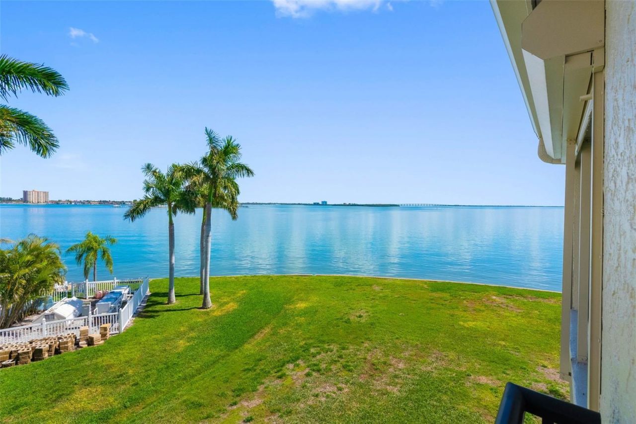 6372 Palma Del Mar Boulevard S, Unit 304, Saint Petersburg, FL 33715 Photo