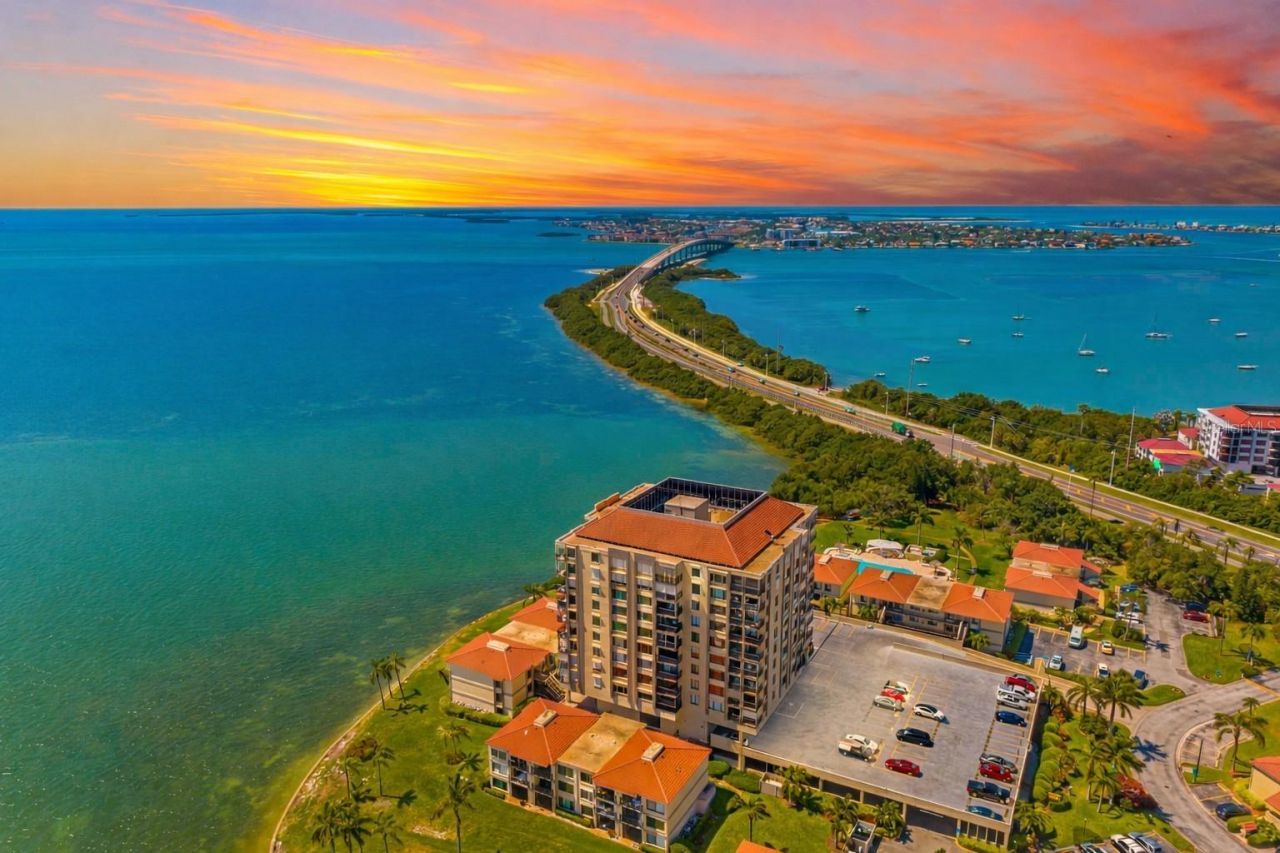6372 Palma Del Mar Boulevard S, Unit 304, Saint Petersburg, FL 33715 Photo