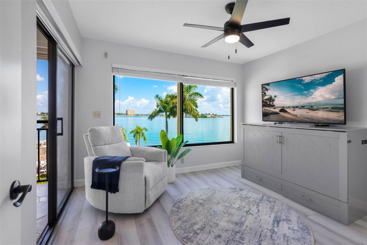 6372 Palma Del Mar Boulevard S, Unit 304, Saint Petersburg, FL 33715 Photo