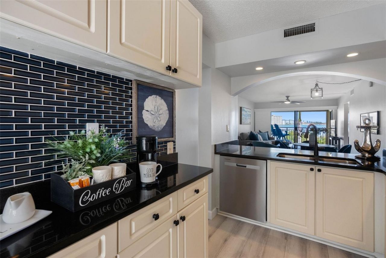 6372 Palma Del Mar Boulevard S, Unit 304, Saint Petersburg, FL 33715 Photo