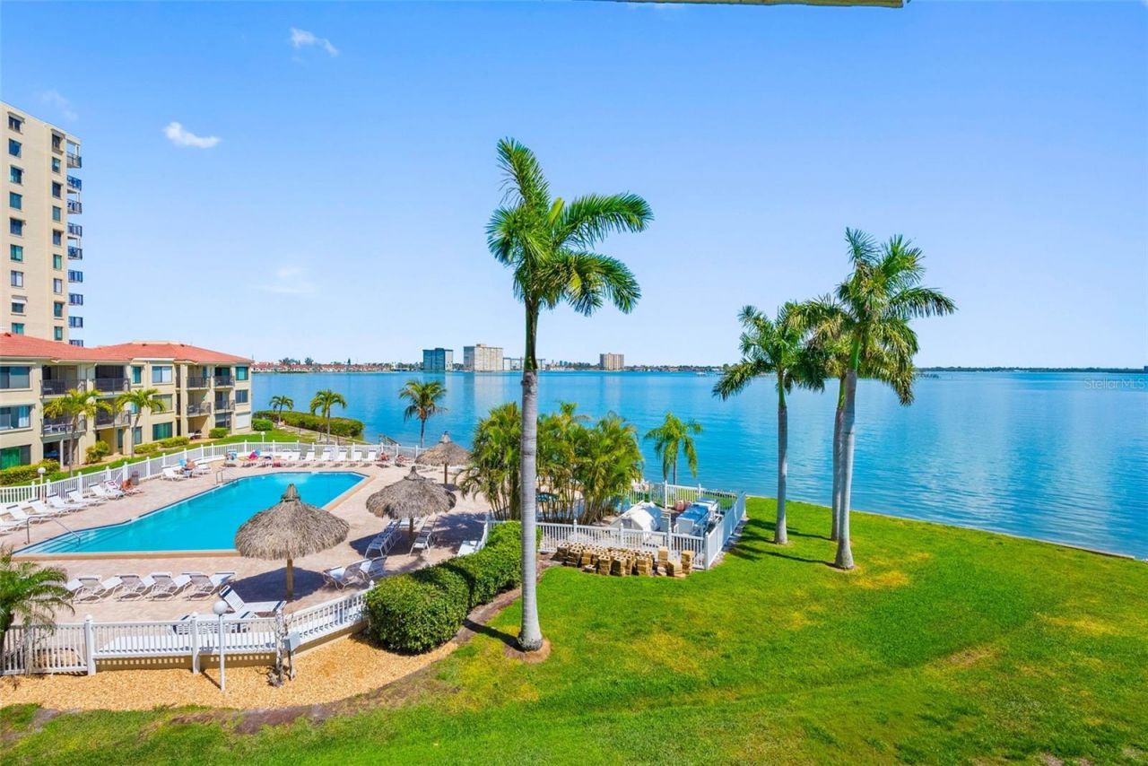 6372 Palma Del Mar Boulevard S, Unit 304, Saint Petersburg, FL 33715 Photo