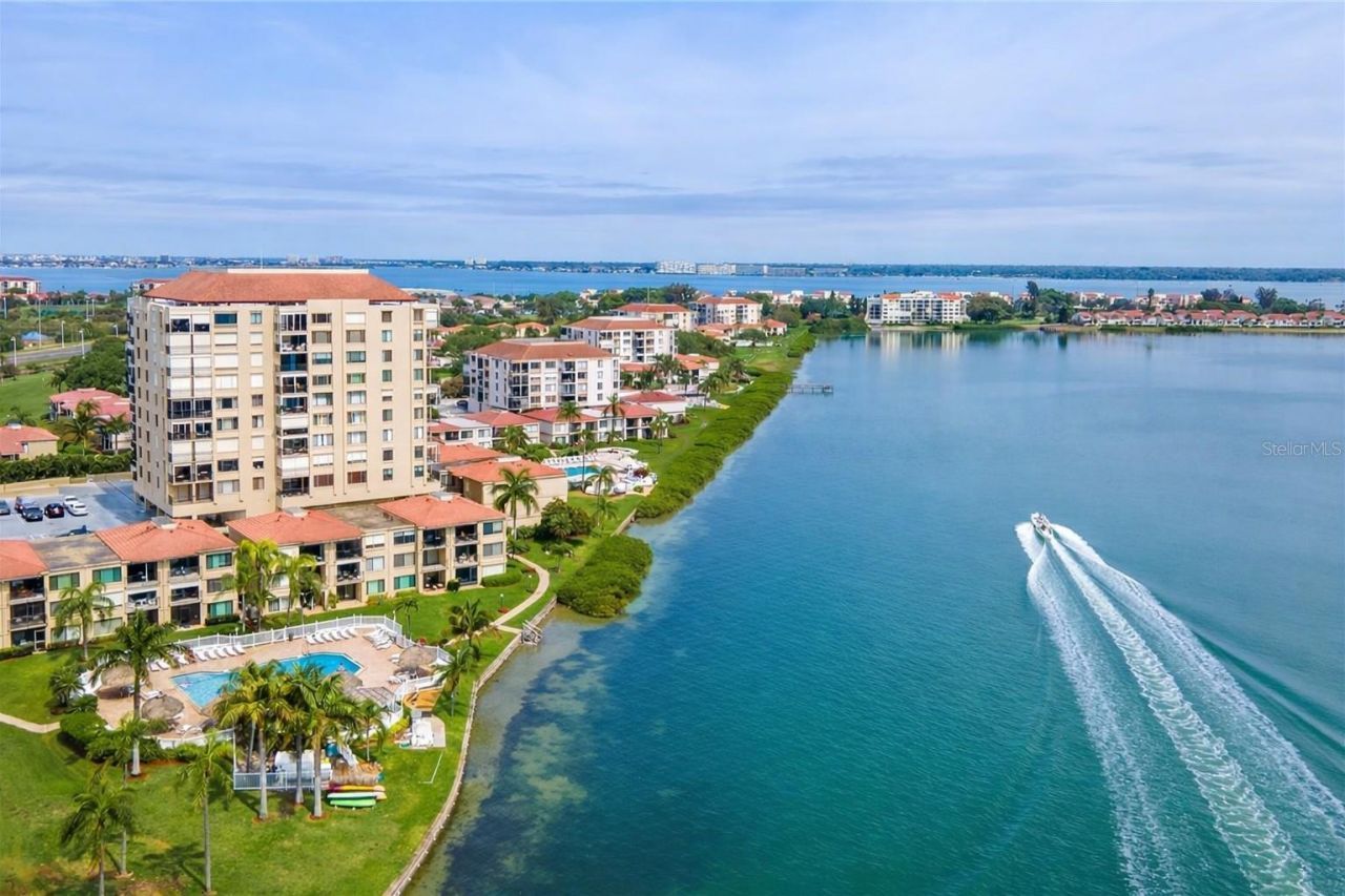6372 Palma Del Mar Boulevard S, Unit 304, Saint Petersburg, FL 33715 Photo