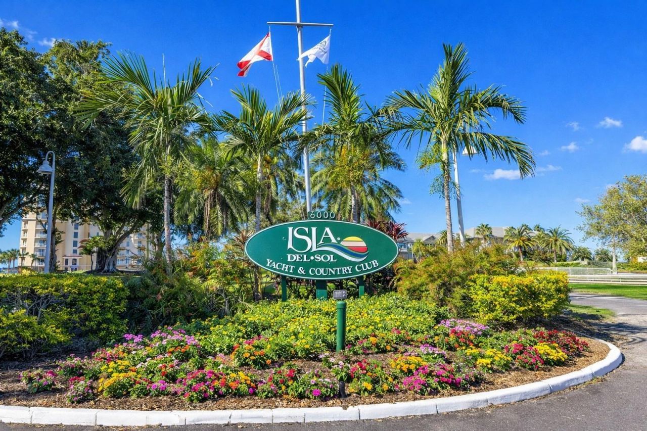 6372 Palma Del Mar Boulevard S, Unit 304, Saint Petersburg, FL 33715 Photo