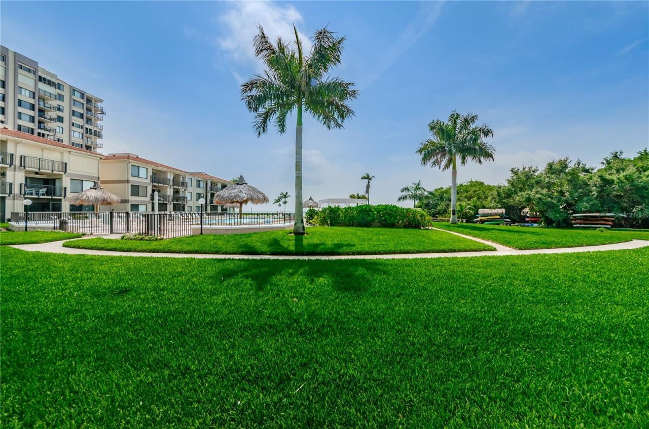6372 Palma Del Mar Boulevard S, Unit 304, Saint Petersburg, FL 33715 Photo