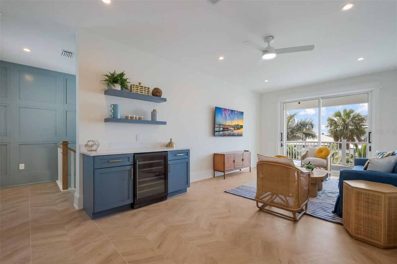 227 S Harbor Drive, Holmes Beach, FL 34217 Photo