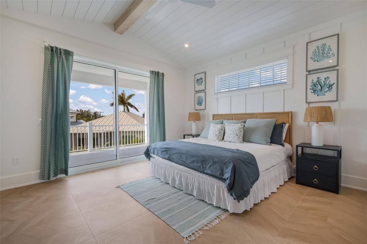 227 S Harbor Drive, Holmes Beach, FL 34217 Photo